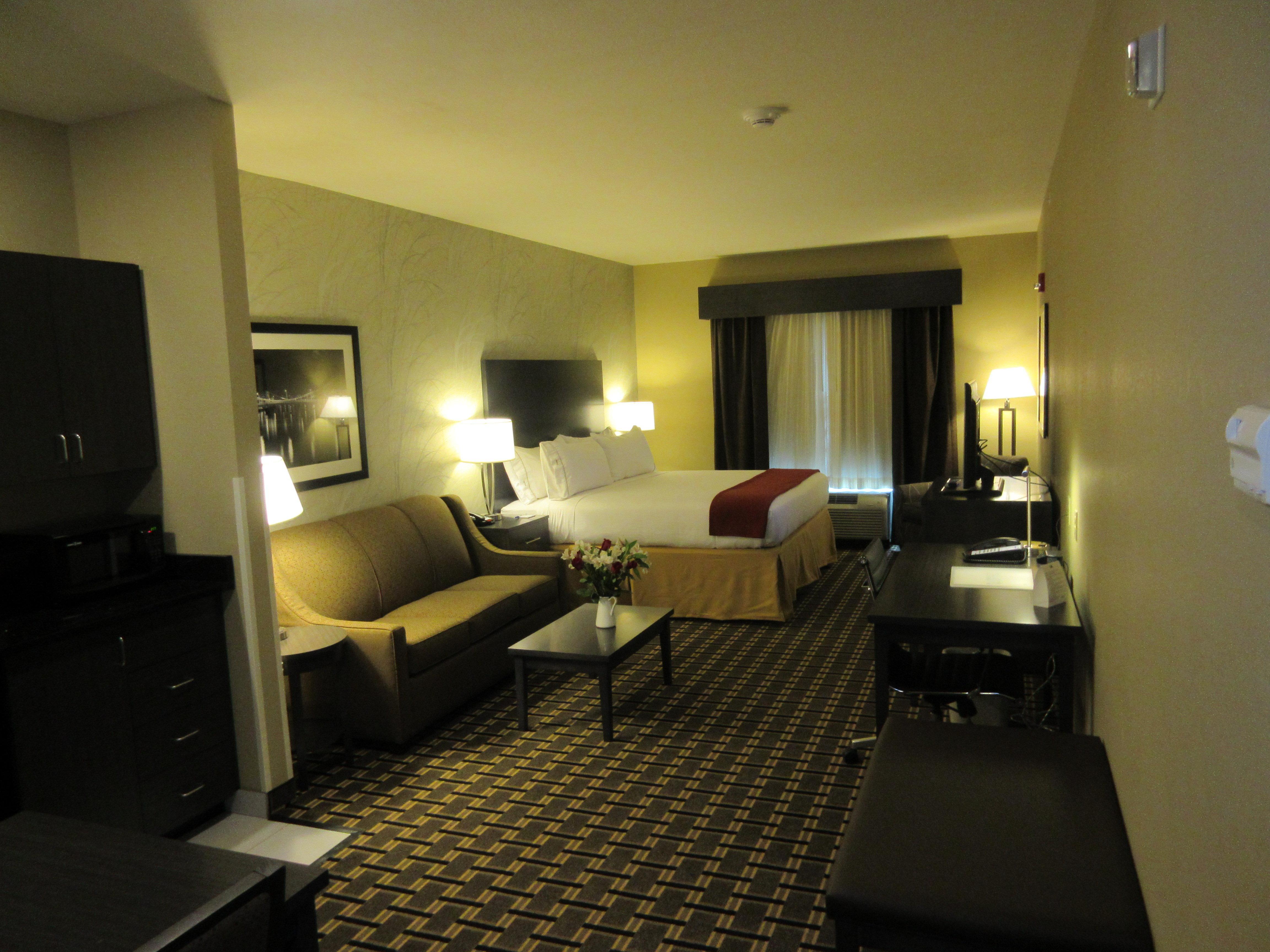 Holiday Inn Express & Suites Butler By Ihg Zewnętrze zdjęcie