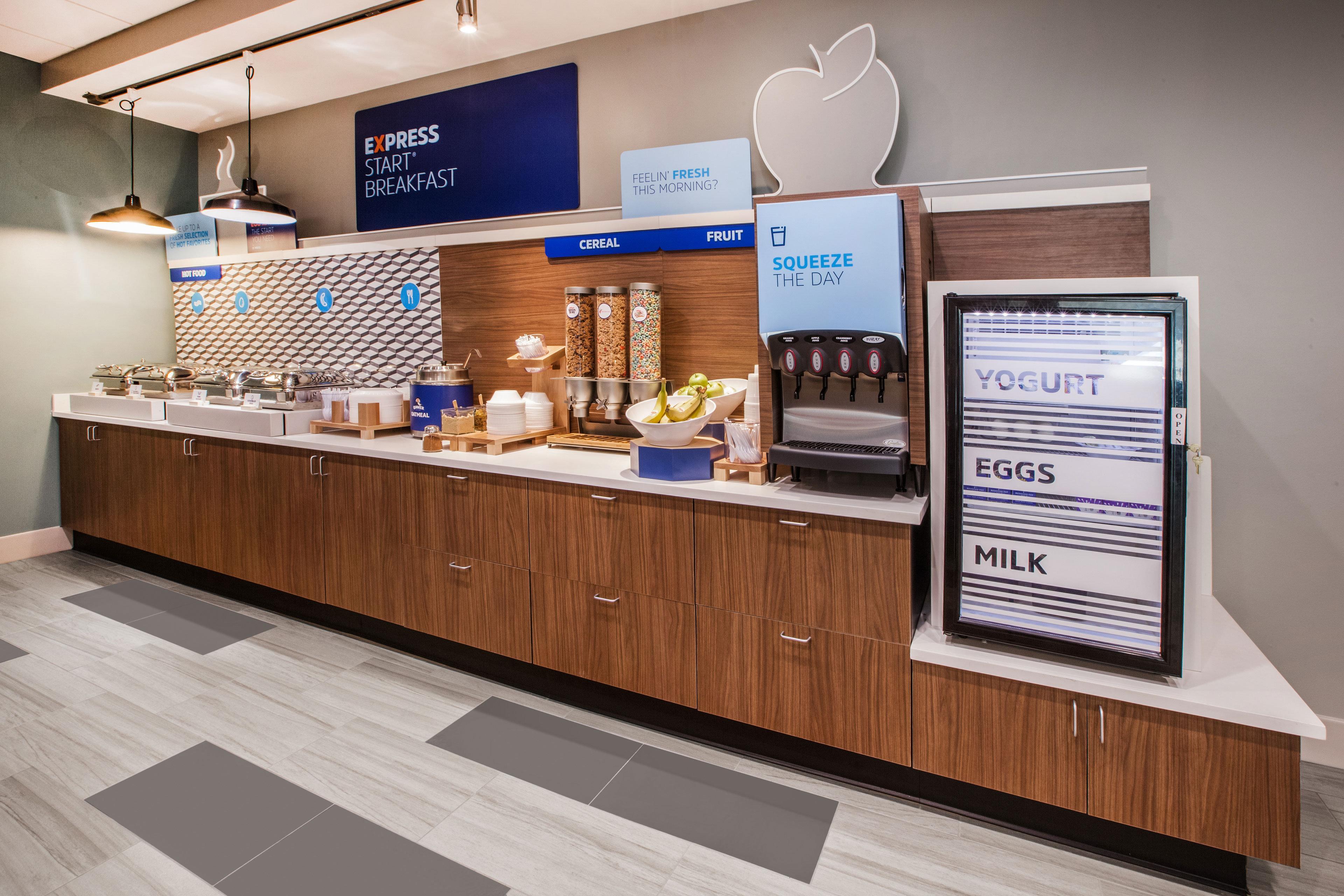 Holiday Inn Express & Suites Butler By Ihg Zewnętrze zdjęcie